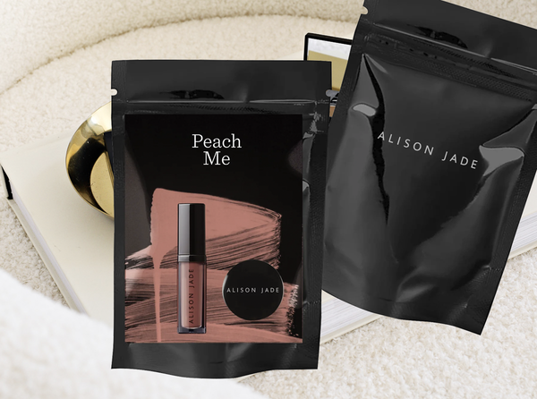 Introducing our NEW hydrating Peach Me makeup packs